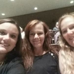 Meet your Posher, Kari